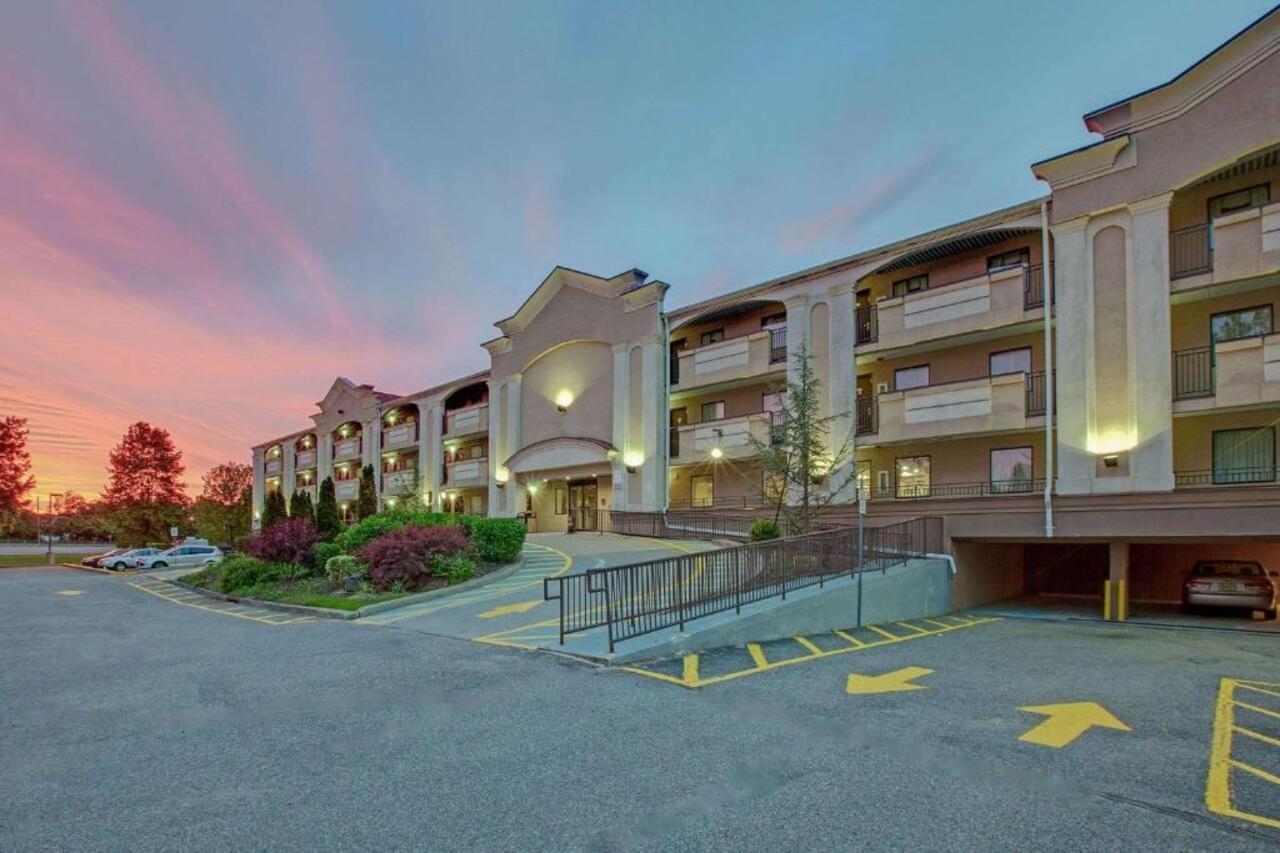 Travelodge By Wyndham Parsippany Exterior foto